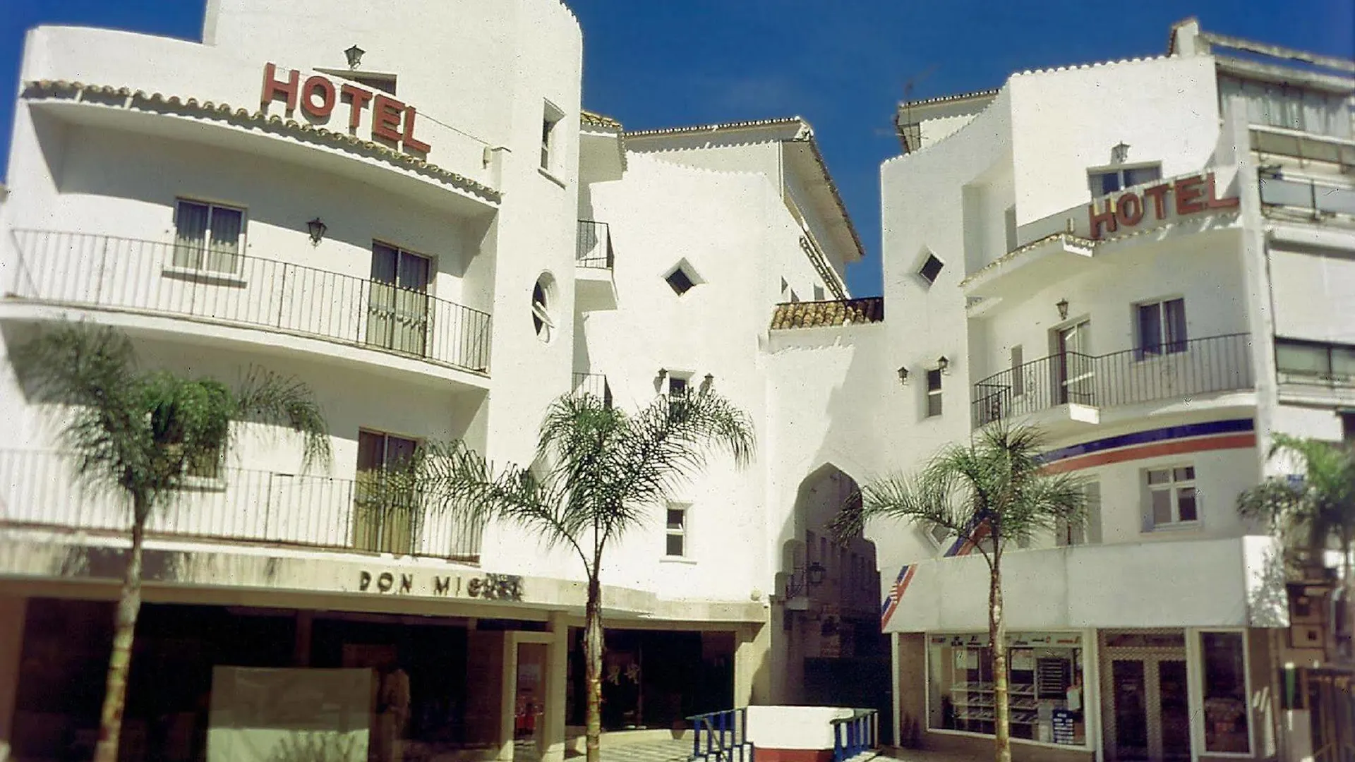 Hotel Kristal Torremolinos 3*,  España